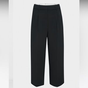 Aritzia Wilfred Effortless Cropped pants